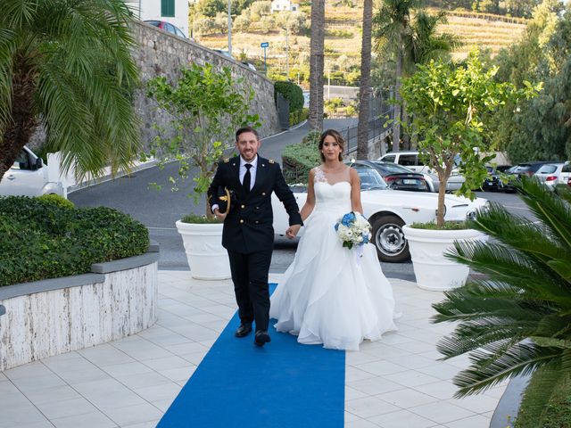 Il matrimonio di Angelo e Giustina a Vietri sul Mare, Salerno 10