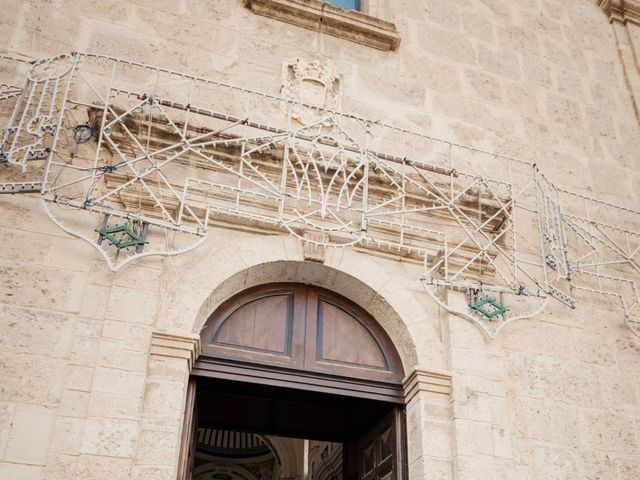 Il matrimonio di Paolo e Valentina a Licata, Agrigento 25