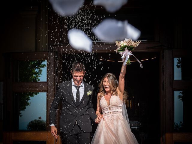 Il matrimonio di Simone e Chiara a Pombia, Novara 21