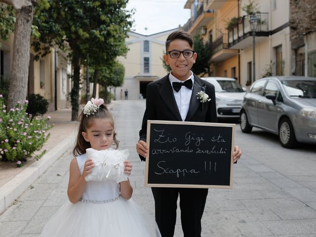 Il matrimonio di Luigi e Luana a Rocca di Neto, Crotone 18