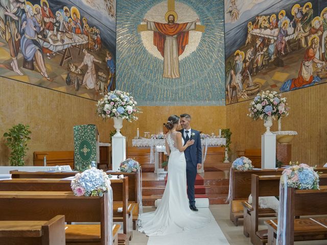 Il matrimonio di Luigi e Luana a Rocca di Neto, Crotone 24