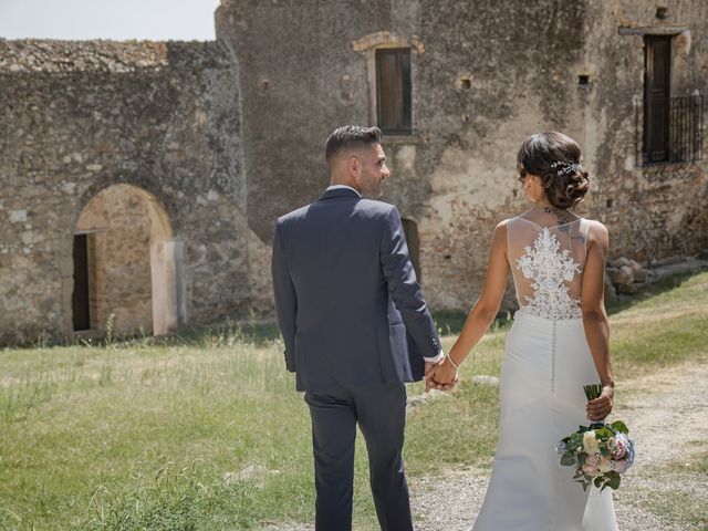 Il matrimonio di Luigi e Luana a Rocca di Neto, Crotone 30