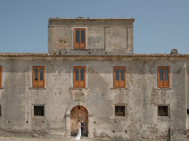 Il matrimonio di Luigi e Luana a Rocca di Neto, Crotone 31