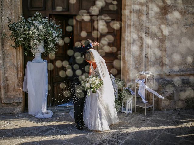 Il matrimonio di Fabiana e Dario a Manduria, Taranto 33