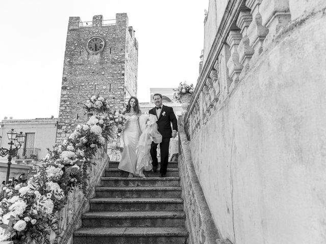 Il matrimonio di Nicholas e Jessica a Taormina, Messina 10