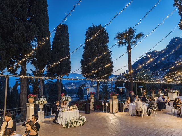 Il matrimonio di Nicholas e Jessica a Taormina, Messina 16