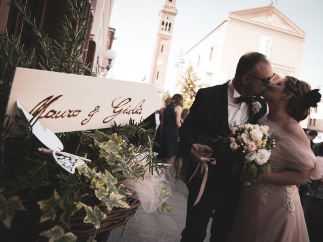 Il matrimonio di Giulio e Maura a Cavarzere, Venezia 2