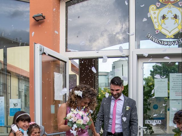 Il matrimonio di Roberto e Francesca a Marsicovetere, Potenza 12