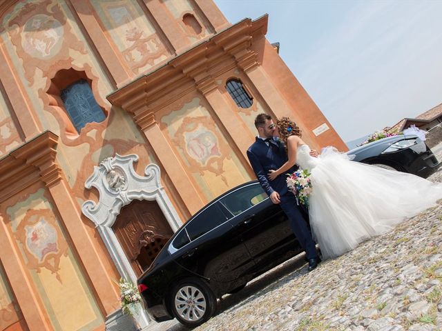 Il matrimonio di Angelo e Ilaria a Erba, Como 18