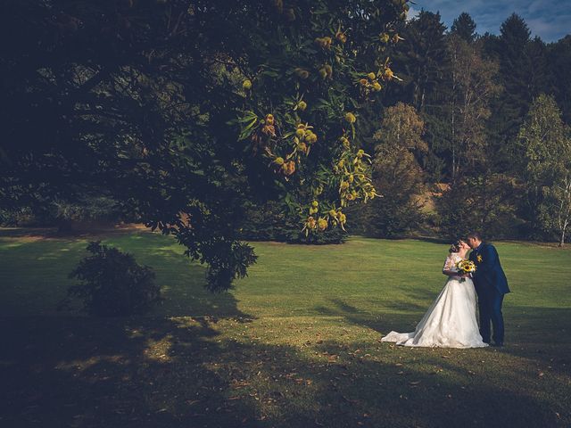 Il matrimonio di Roberto e Martina a Gazzada Schianno, Varese 40