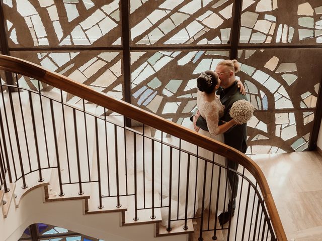 Il matrimonio di Riccardo e Meredith a Ortisei-St. Ulrich, Bolzano 1