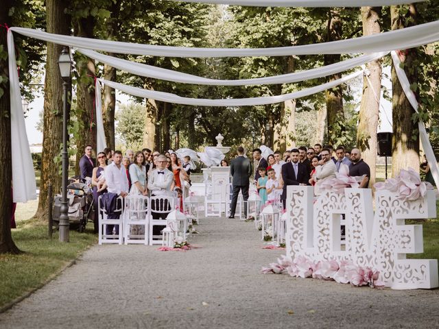 Il matrimonio di Luca e Floriana a Villanova Solaro, Cuneo 25