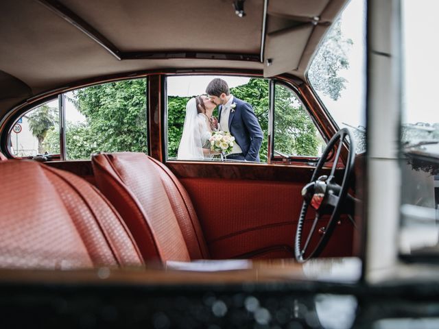 Il matrimonio di Filippo e Valentina a Gazzada Schianno, Varese 22