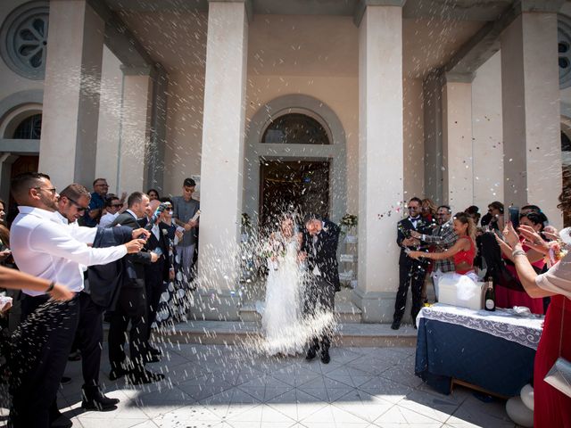 Il matrimonio di Simona e Pietro a Montenero di Bisaccia, Campobasso 10