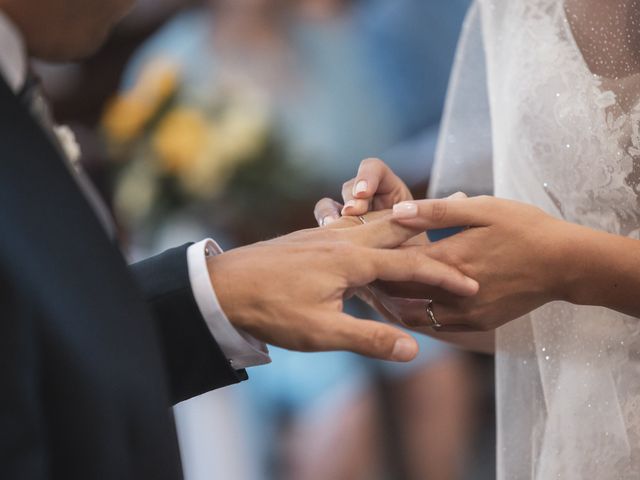 Il matrimonio di Luca e Veronica a Abbadia Cerreto, Lodi 33