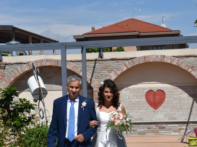 Il matrimonio di Luca e Daniela a Cavour, Torino 15