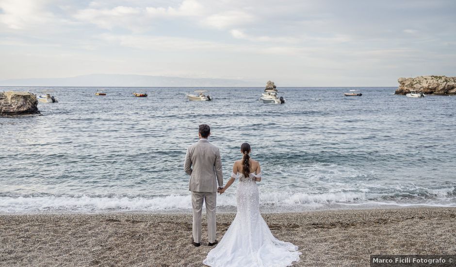 Il matrimonio di Venetia e James a Taormina, Messina