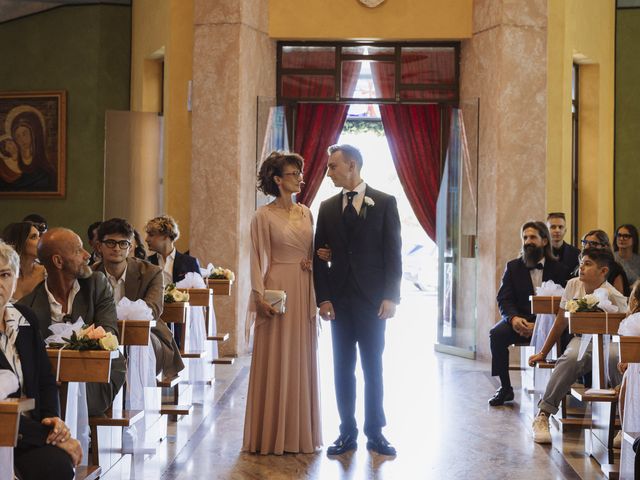Il matrimonio di Gianluca e Beatrice a Cavaion Veronese, Verona 24