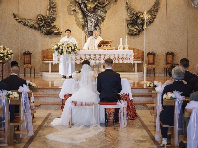 Il matrimonio di Gianluca e Beatrice a Cavaion Veronese, Verona 28