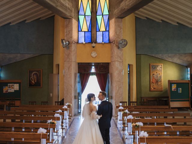 Il matrimonio di Gianluca e Beatrice a Cavaion Veronese, Verona 32