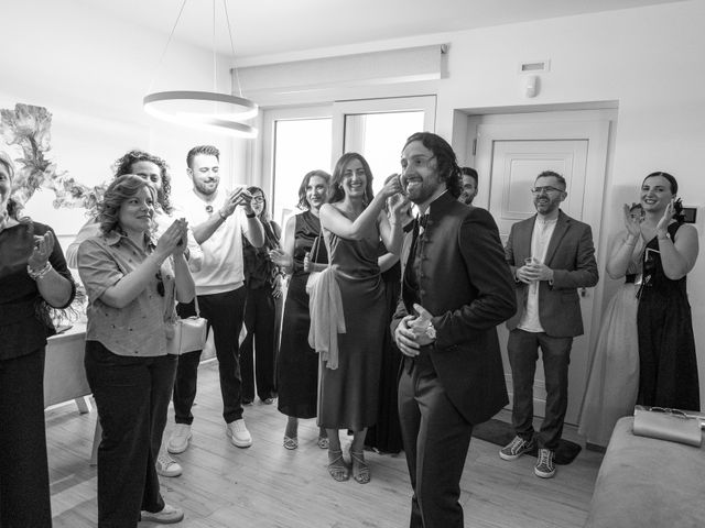 Il matrimonio di Gloria e Anthony a Montecassiano, Macerata 32