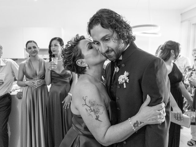Il matrimonio di Gloria e Anthony a Montecassiano, Macerata 33