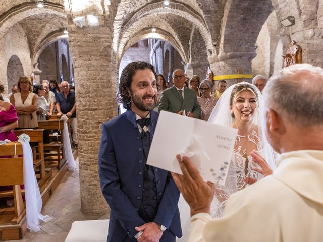 Il matrimonio di Gloria e Anthony a Montecassiano, Macerata 57