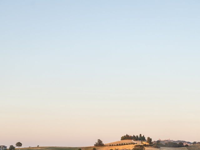 Il matrimonio di Gloria e Anthony a Montecassiano, Macerata 95