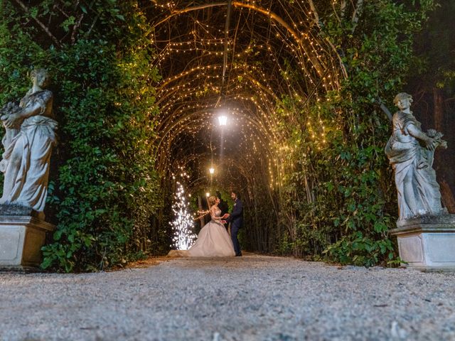 Il matrimonio di Gloria e Anthony a Montecassiano, Macerata 122
