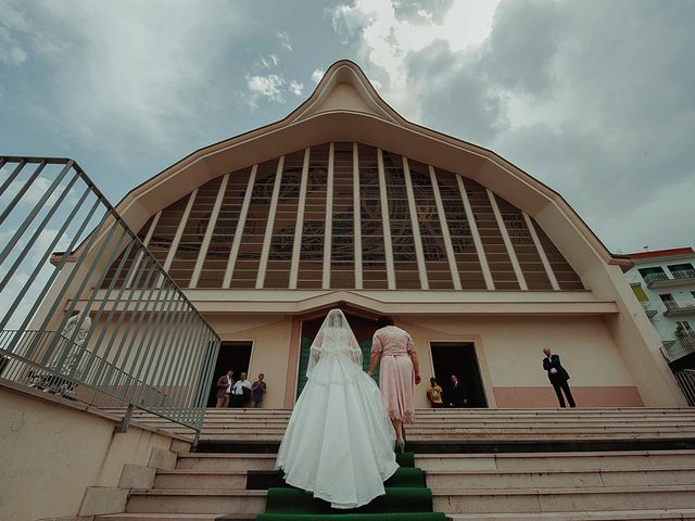 Il matrimonio di Massimo e Oksana a Salerno, Salerno 13