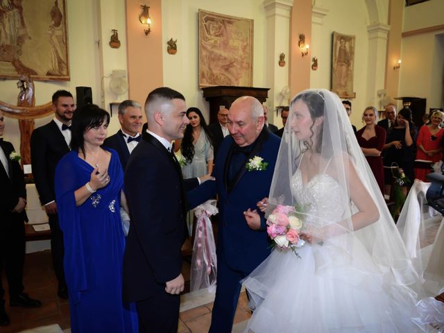 Il matrimonio di Marco e Michela a Torricella in Sabina, Rieti 12