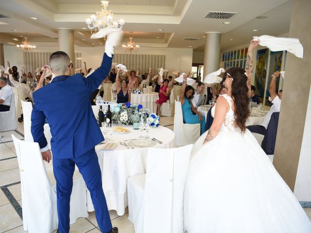 Il matrimonio di Michele e Luna a Iseo, Brescia 17