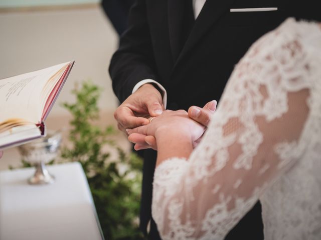 Il matrimonio di Michele e Elena a Capracotta, Isernia 29