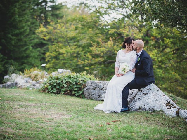 Il matrimonio di Michele e Elena a Capracotta, Isernia 37