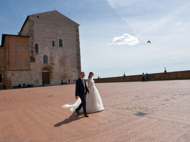 Il matrimonio di Simone e Federica a Gubbio, Perugia 42