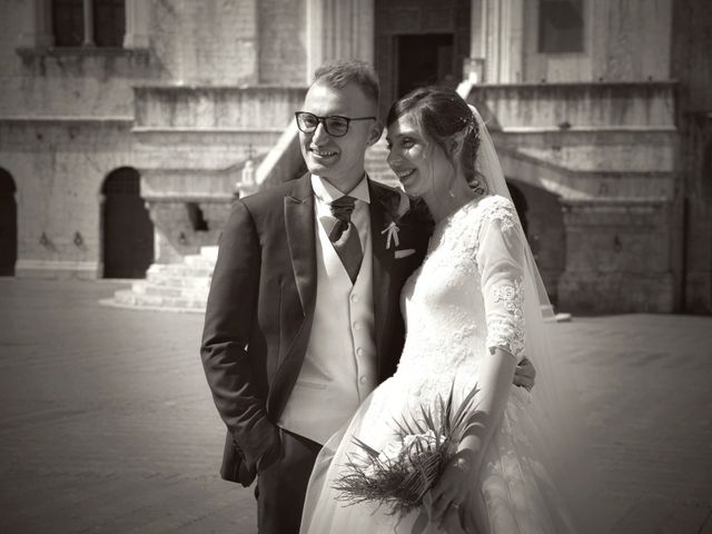 Il matrimonio di Simone e Federica a Gubbio, Perugia 44