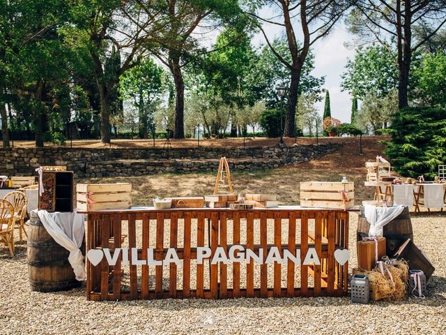 Il matrimonio di Lorenzo e Sara a Rignano sull&apos;Arno, Firenze 16