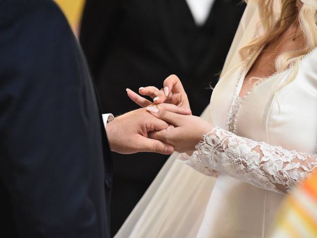 Il matrimonio di Angela e Gianluca a Modugno, Bari 13