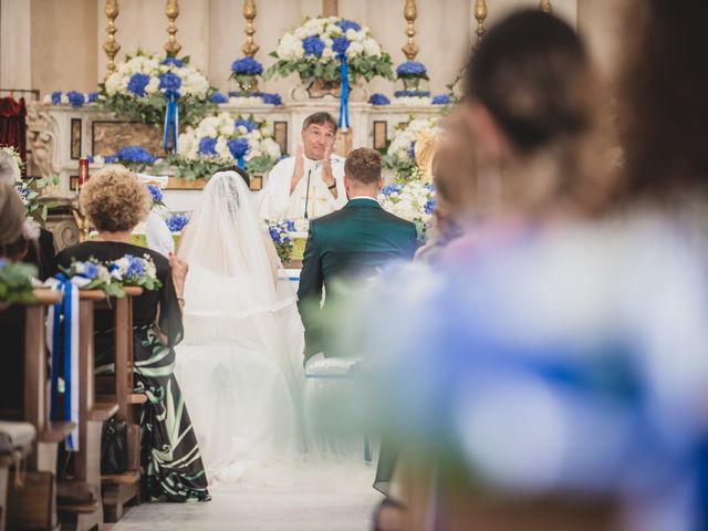 Il matrimonio di Matteo e Elisa a Fornelli, Isernia 44