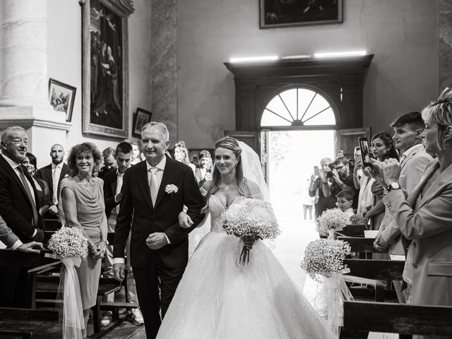 Il matrimonio di Alessandro e Martina a Inverigo, Como 26