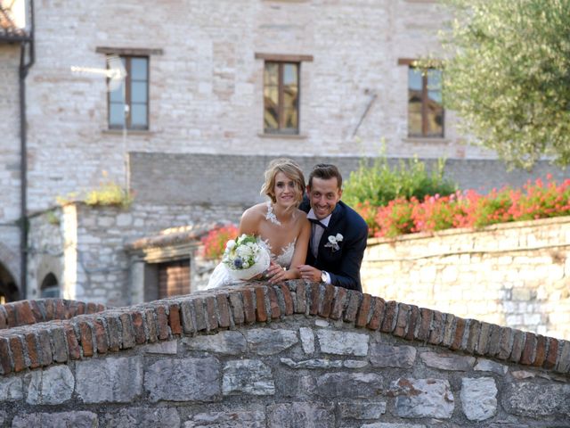 Il matrimonio di Luca e Giulia a Gubbio, Perugia 26