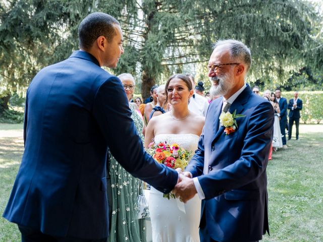 Il matrimonio di Emiro e Maria a Santa Maria Hoè, Lecco 15