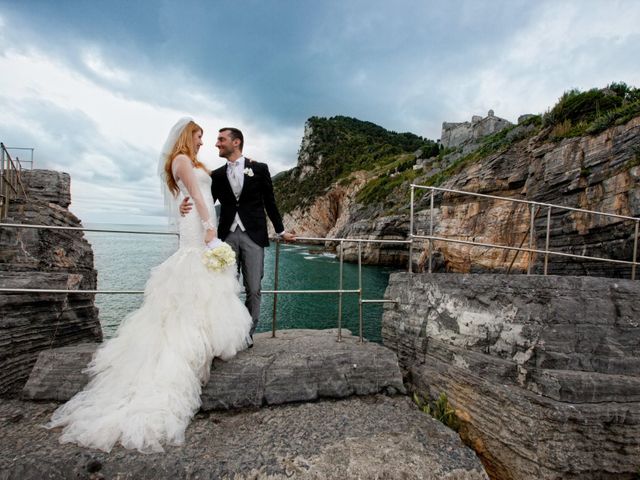 Il matrimonio di Cristiano e Ambra a Portovenere, La Spezia 32