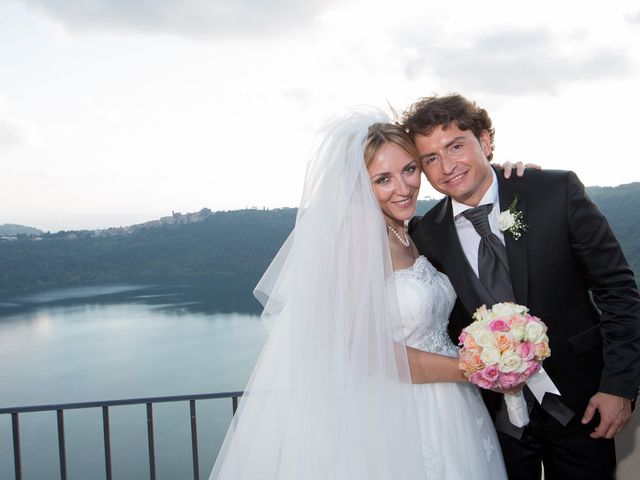 Il matrimonio di Simone e Elisa a Nemi, Roma 38