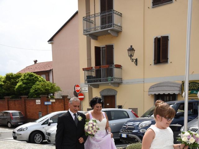 Il matrimonio di Francesco e Loredana a Villanova d&apos;Asti, Asti 7