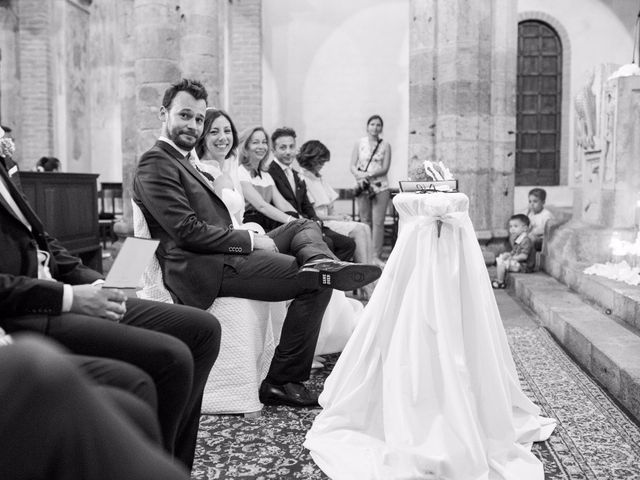 Il matrimonio di Cristian e Annamaria a Castell&apos;Arquato, Piacenza 33