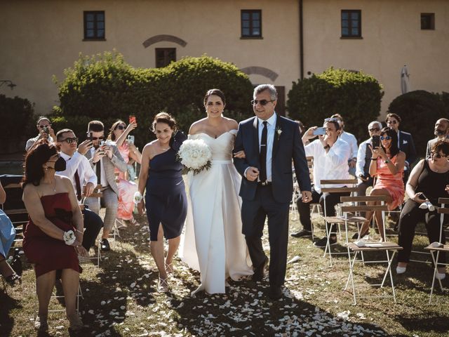 Il matrimonio di Ari e Tara a Montespertoli, Firenze 9