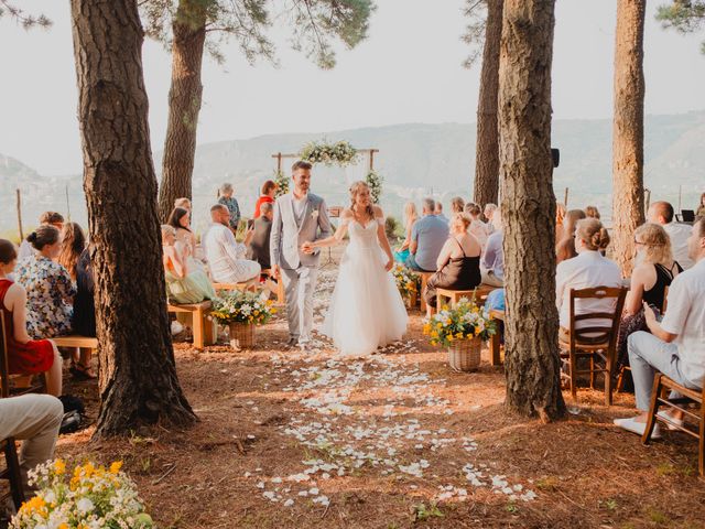 Il matrimonio di Adam e Alice a San Marco d&apos;Alunzio, Messina 30