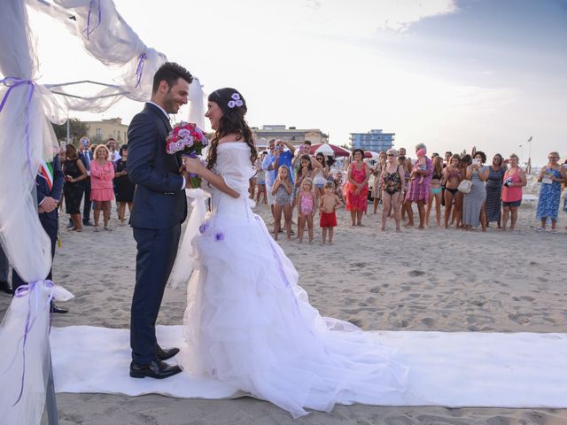 Il matrimonio di Gianmarco e Gloria a Bellaria-Igea Marina, Rimini 9