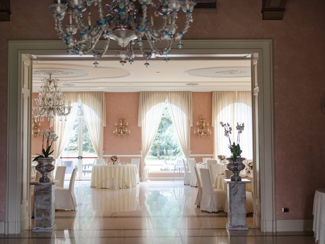 Il matrimonio di Marco e Cristina a Lesmo, Monza e Brianza 12